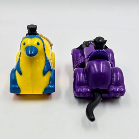 Vintage Catwoman And Penguin McDonald’s Happy Meal Toys 1991 DC Comics Read - Picture 4 of 11